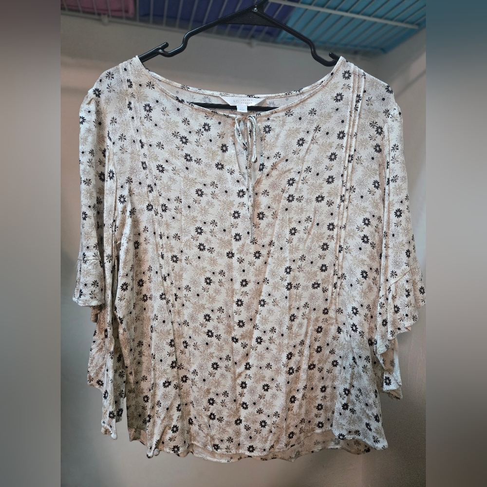 LC Lauren Conrad White 3/4 Sleeve Relaxed Blouse